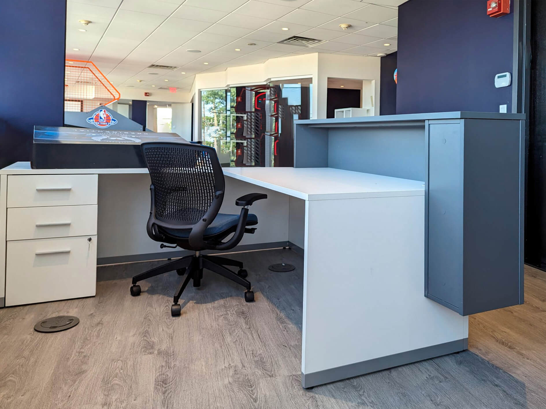 NY-office-furniture-eworl1emrs-082823-20.jpg