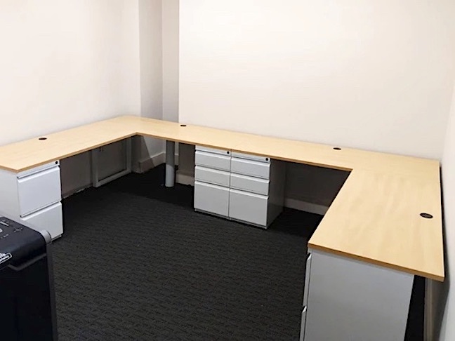 Ny brooklyn office furniture halcyon real estate 113017 4