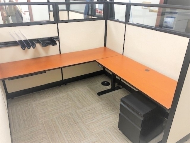 lancaster-office-furniture-thompsonvon-011519-2a.jpeg