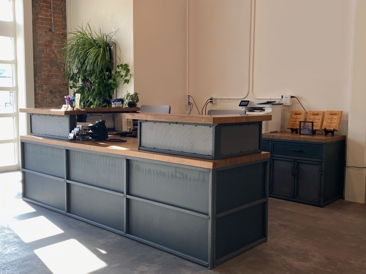 industrial-reception-desk-w-lateral-and-front-open-transaction.jpg