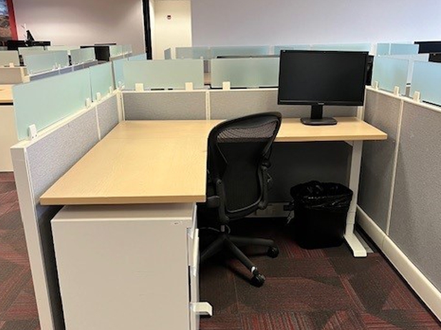 Used herman miller ao2 090425 CFD1 2